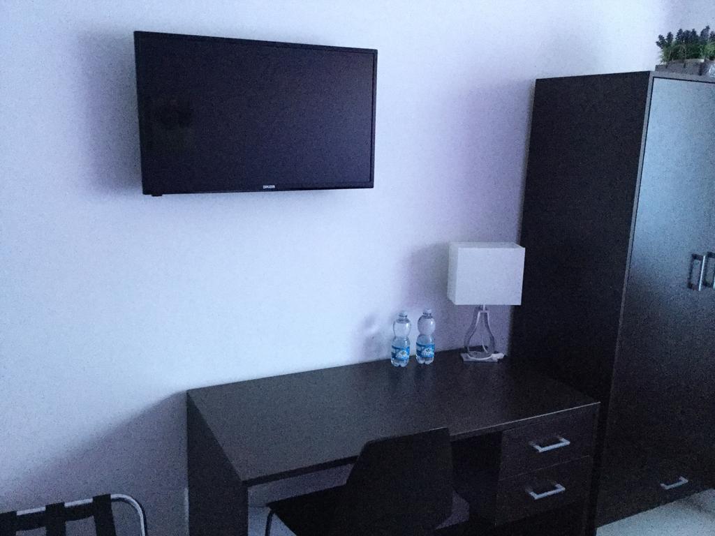 Domus Corso Umberto 18 B&B Pescara Szoba fotó