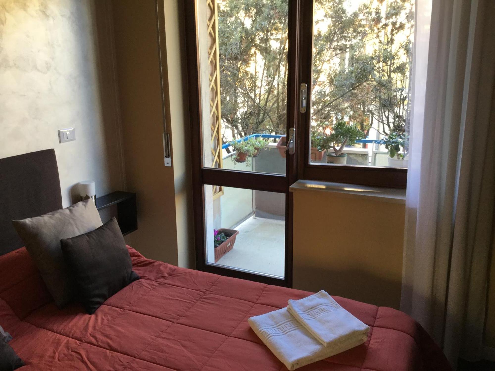 Domus Corso Umberto 18 B&B Pescara Szoba fotó
